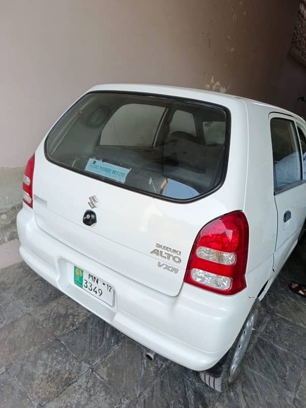 Suzuki Alto 2012 3