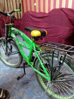 racing cycle in good condition