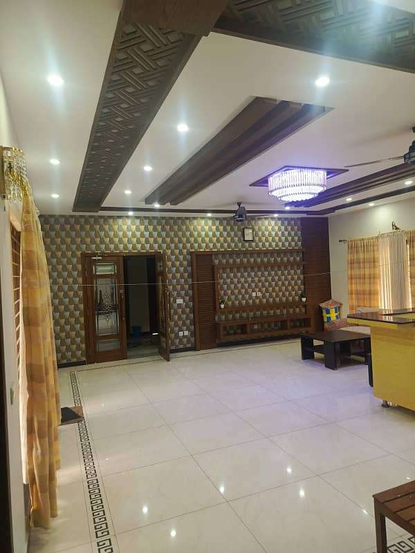 1 KANAL UPPER PORTION FOR RENT IN JANIPHER BLOCK BAHRIA TOWN LAHORE 2