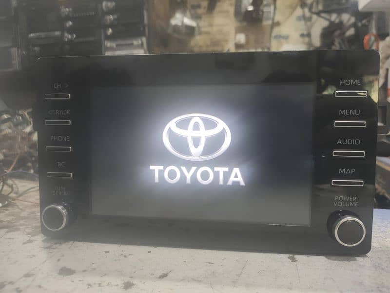 Toyota lcd Yaris 4