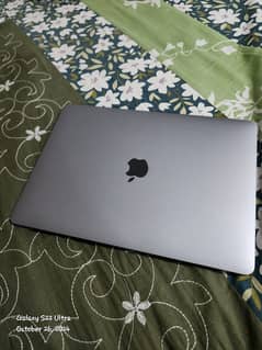 MacBook