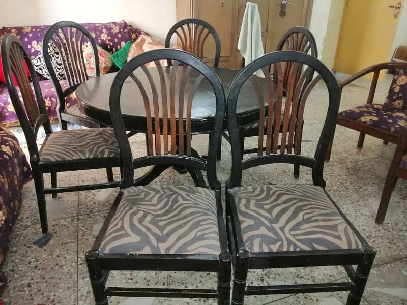 Dining table with 6 chairs 1