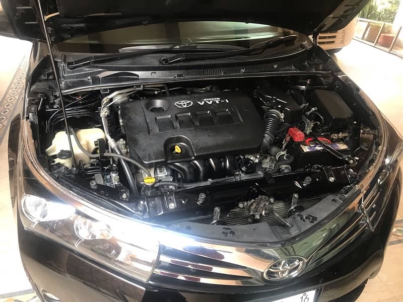 Toyota Altis Grande 2016 4