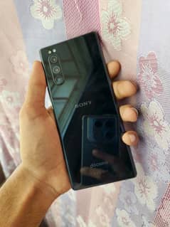 SONY XPERIA 5 ( EXCHANGE POSSIBLE)