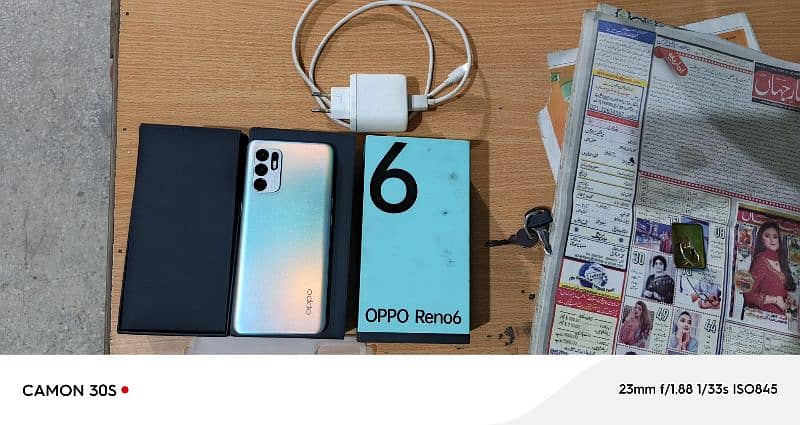 oppo reno6 8+8/128 Gb 0