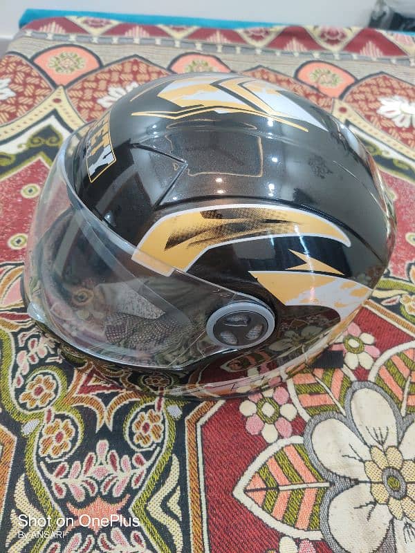 BLACK NEW HELMET FOR MOTORBIKE 6