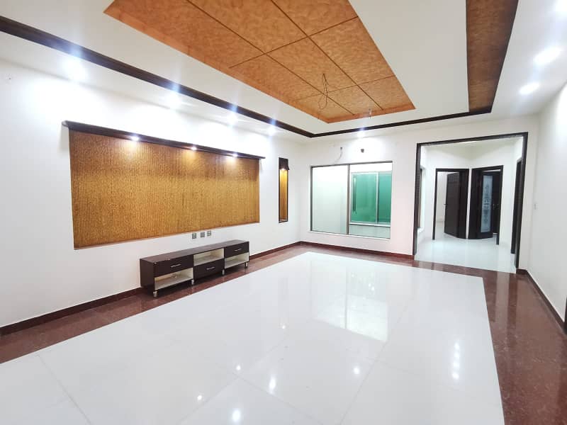 15 Marla House For Rent Khayaban Colony No 2 Madina Town Faisalabad 16