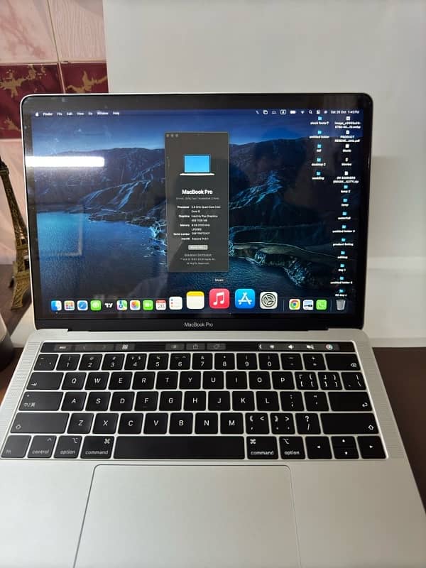 MACBOOK PRO 2018 (13 inch ] 6