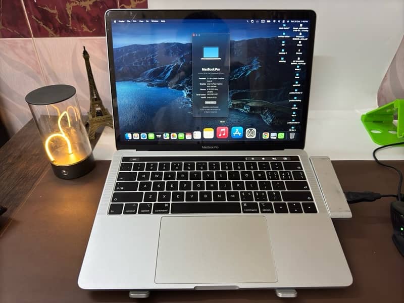 MACBOOK PRO 2018 (13 inch ] 9