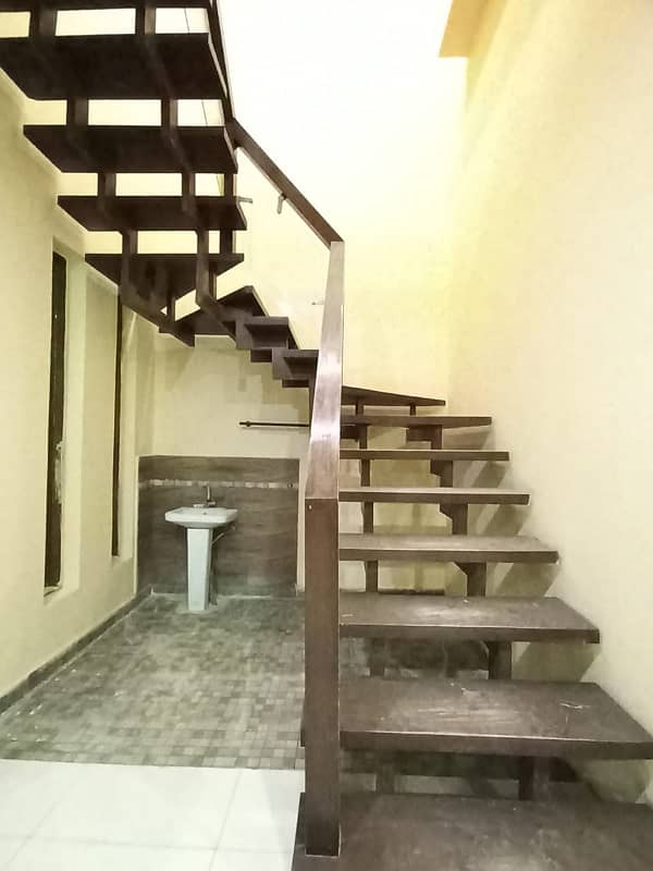 Al Noor Garden Madina Town 5 Marla Double Storey House For Rent 9