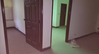 Office Available For Rent Main Susan Road Najdeek Zong Office Faisalabad