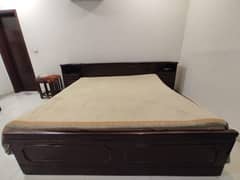 King size bed with mattress + storage + side tables