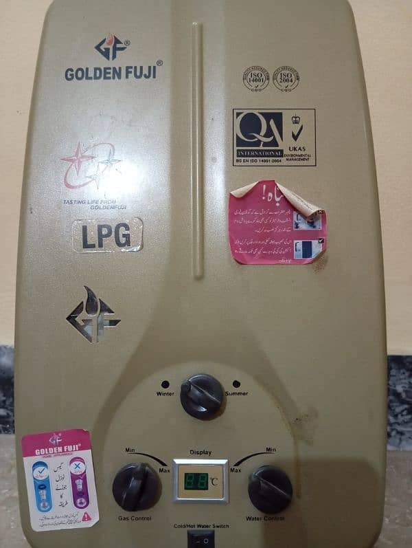 golden fuji instant gas gyzer 1