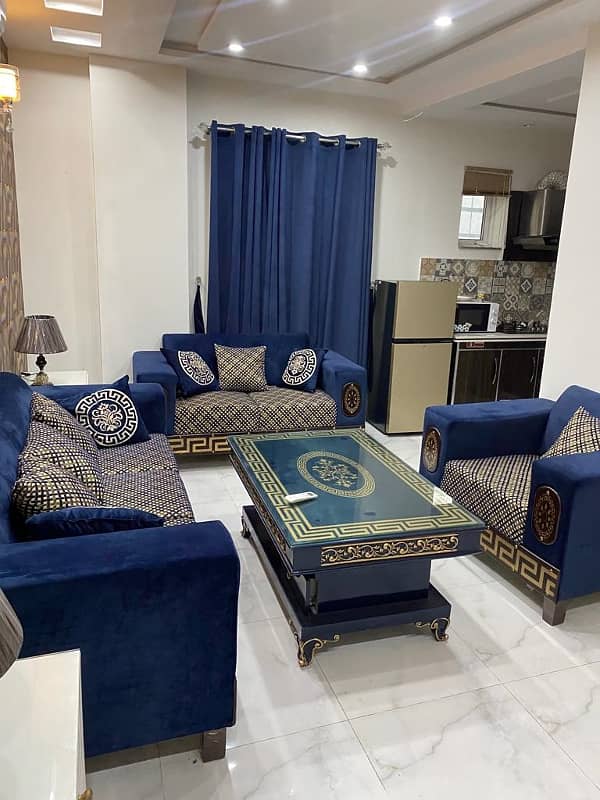 ONE BED FULLY FURNISHED APARTMENT FOR RENT IN BAHRIA TOWN LAHORE 6