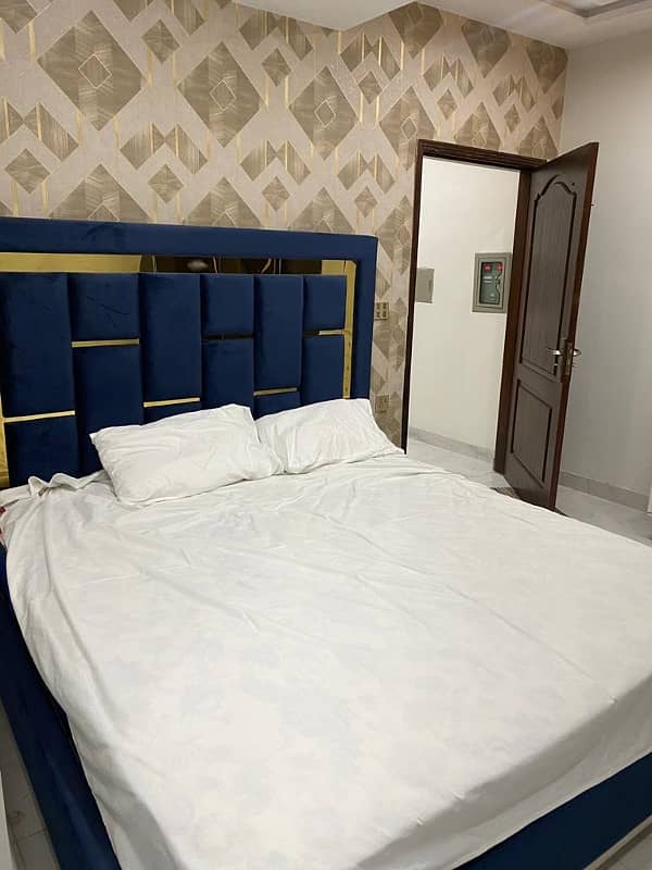 ONE BED FULLY FURNISHED APARTMENT FOR RENT IN BAHRIA TOWN LAHORE 9