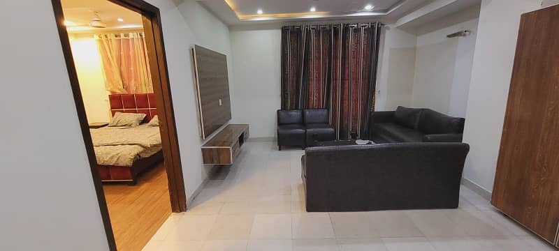 ONE BED FULLY FURNISHED APARTMENT FOR SALE IN BAHRIA TOWN LAHORE 9