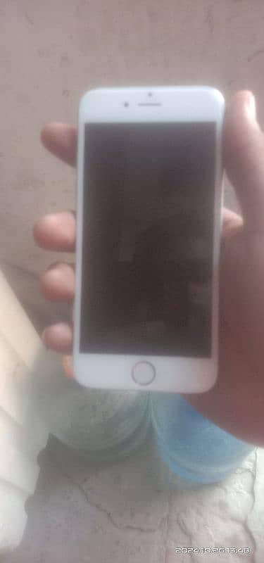 iphone 6 hai bye pess bond hai  jis Bhai ko b access k liya Lana hai 2