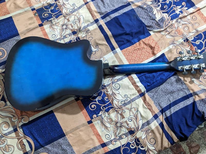 kabat guitar sky blue colour premium condition 3