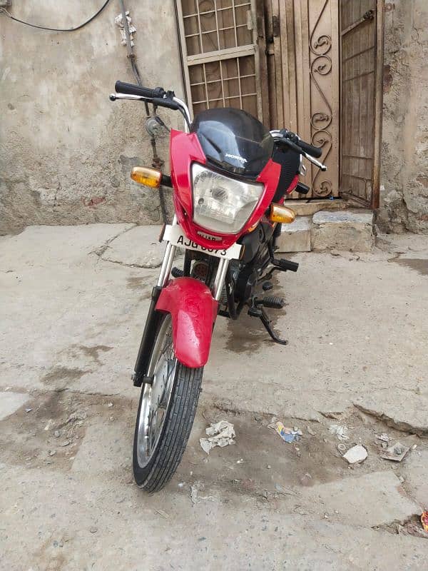 Honda pridor 2022 model bohat pyari bike ha All documents clear 3