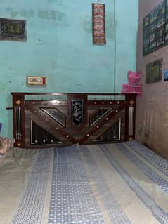 Urgent sell King size bed only in just 19000 0