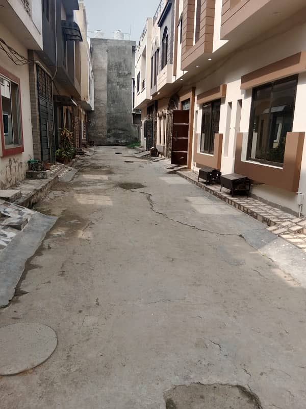 2.5 marla house for sale, Lahore medical housing scheme phase 2 main canal road Lahore 2