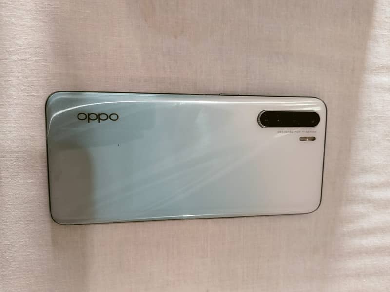 Oppo f15 1