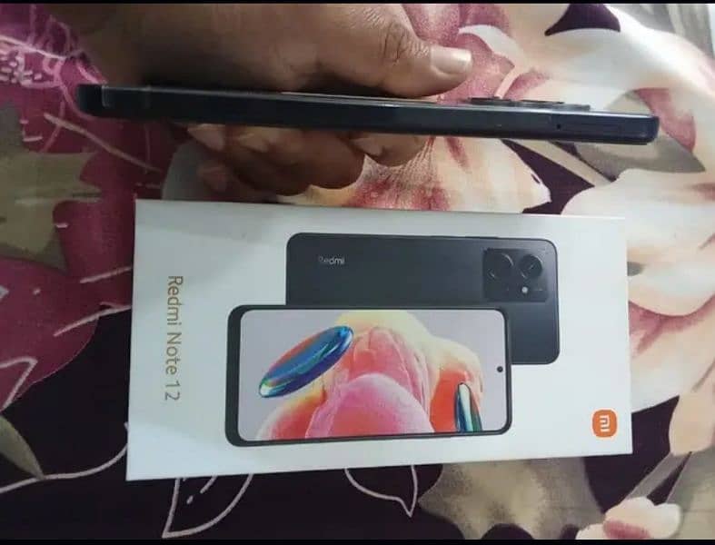 Xiaomi note 12 campalet box 8/128 only 2 month used 4