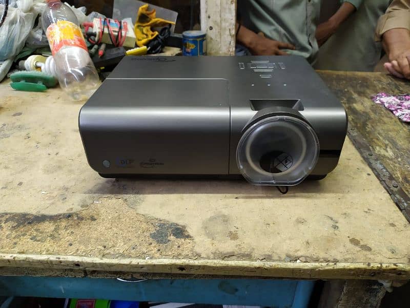 Optoma Projector Model X600 4