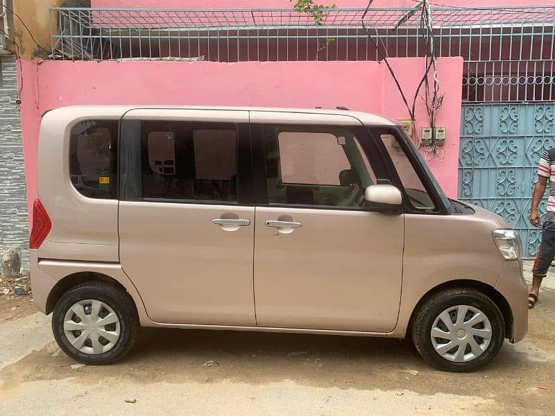 Daihatsu Tanto 2015 5