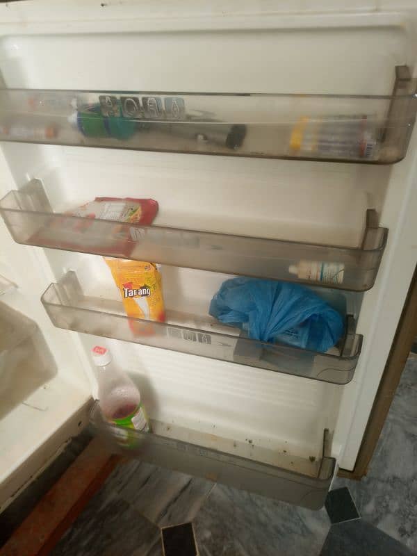 Dawlance fridge 5