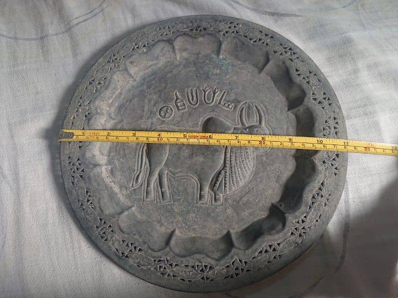 BRASS Ke Antique Decorative Item 1