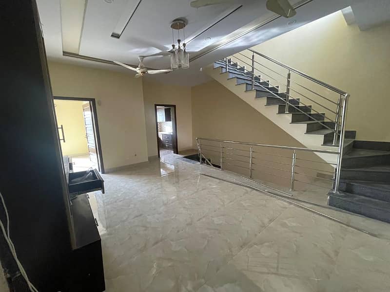 Brand New Condition 7 Marla Double Unit House For Rent 20