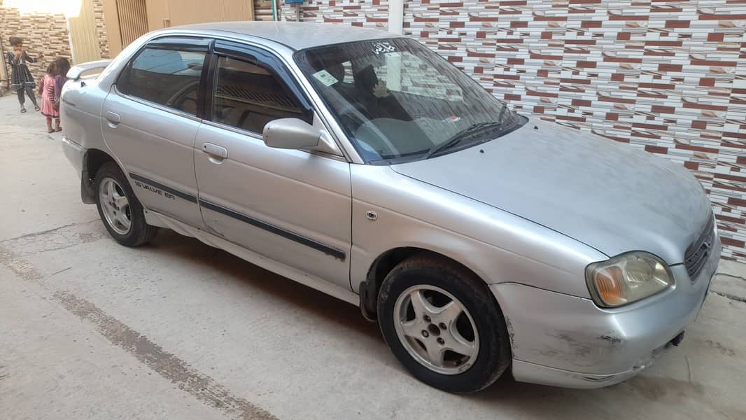 Suzuki Baleno 2002 10