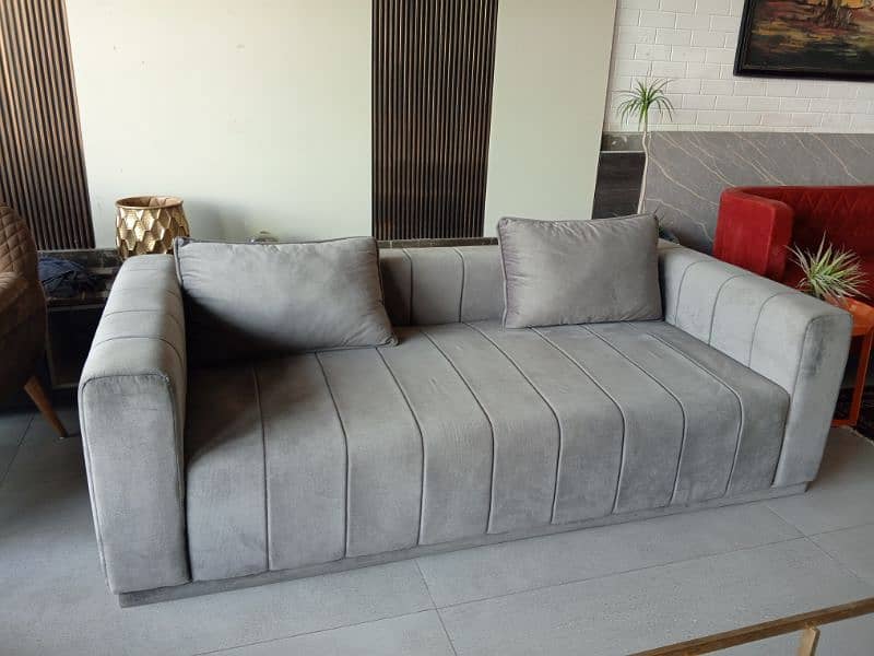 Modern 3-Seater Sofa/Couch 1