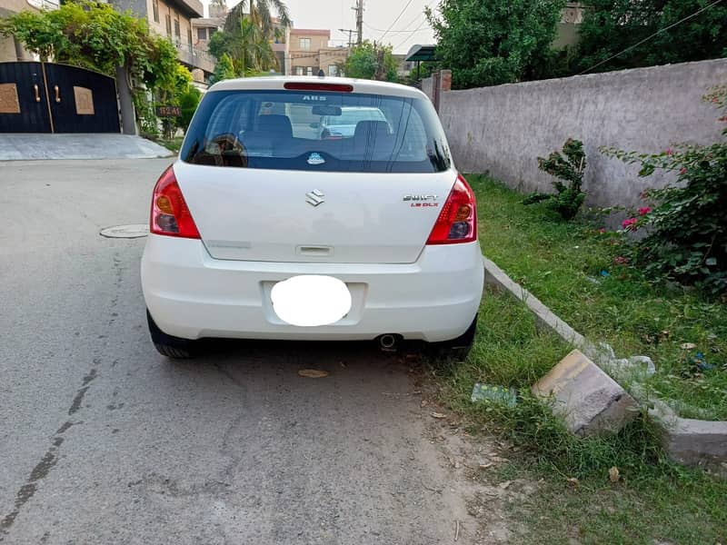 Suzuki Swift 2014 DLX 4