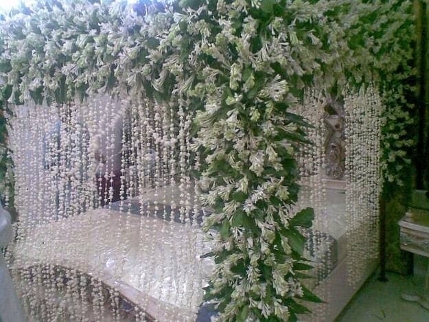 Nikkah decoration/barat decor/mehndi decor/event decoration/car decor 14