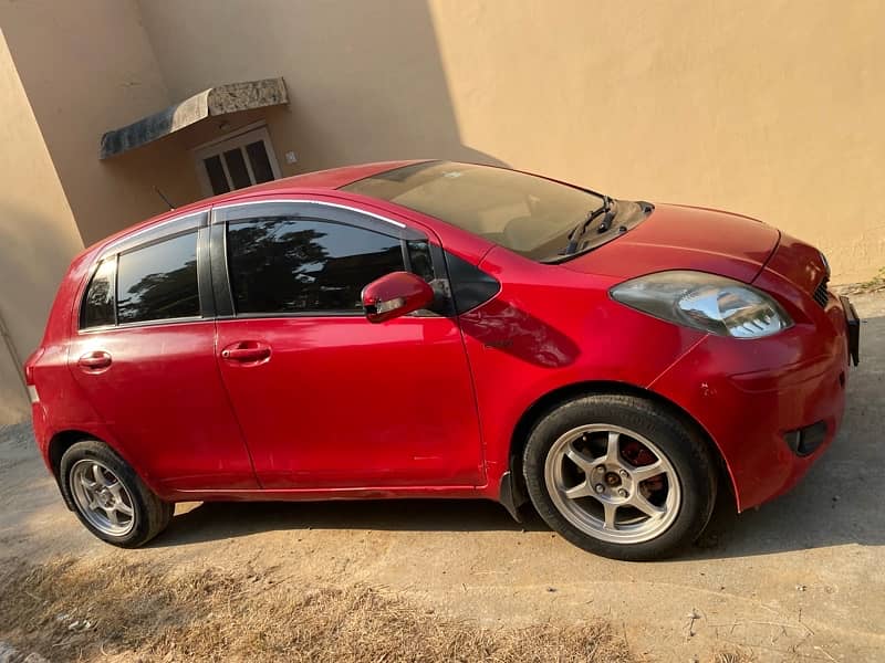 Toyota Vitz 2007 1.0 2