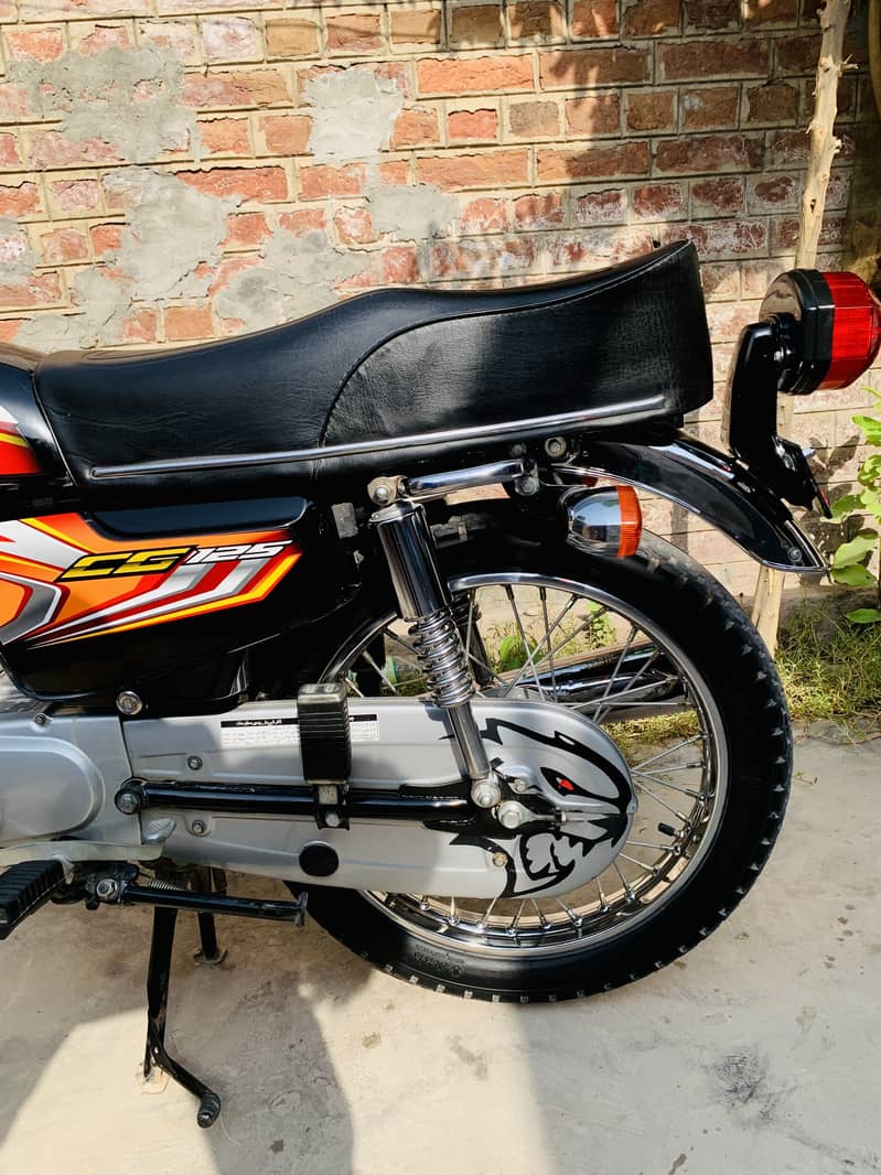 Honda CG 125 2022 4