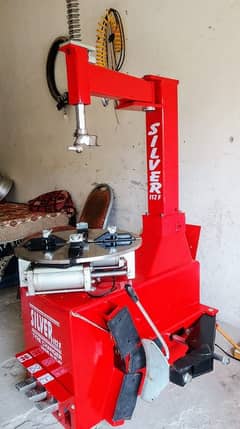 TYRE CHANGER MACHINE