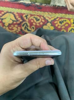 S10 5g  rem 8 gb 256 non pta non dot screen crack 0