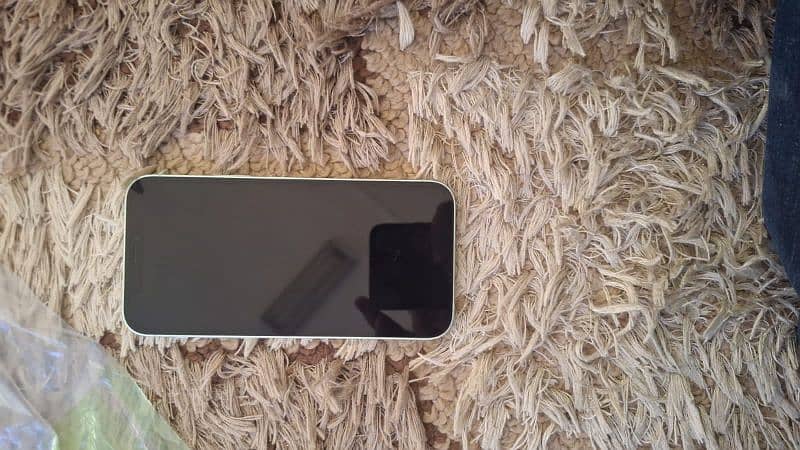 iPhone 12 Pta Approved 128gb complete box( no exchange ) 6