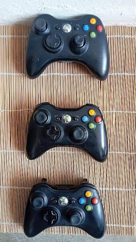 XBOX 360 controller, batteries, charger, power supply 2