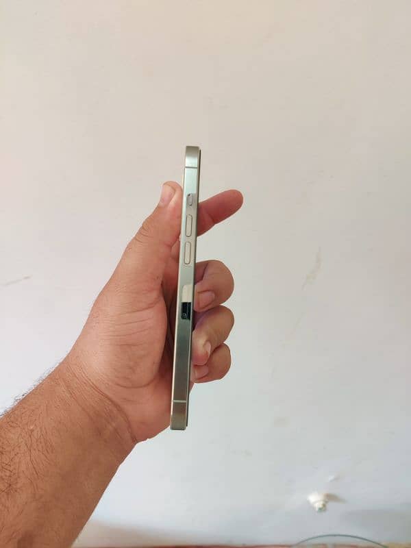 iphone 13 pro 256gb non PTA JV battery health 85% urgent sale 4