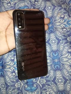 vivo y 20 4-64 in good condition with box and charger original conditn