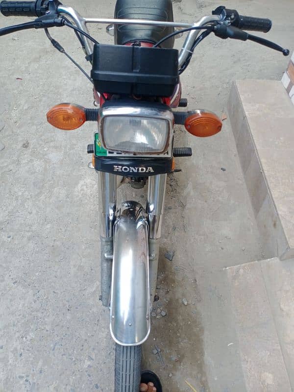 Honda 125 2016 3