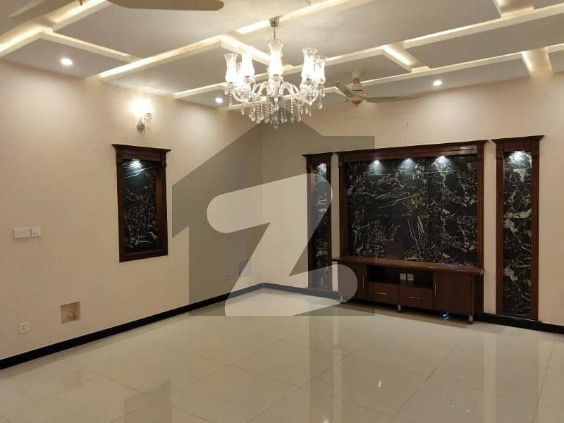 14 Marla Upper Portion With 3 Bedroom Is Available In Prime Location Of G-13/4 3