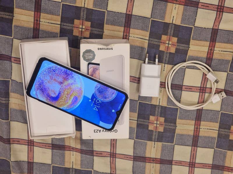 Samsung a23 with box and original charger 128/6 1