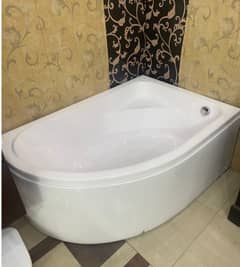 bathtub/Jacuzzi/whirlpool