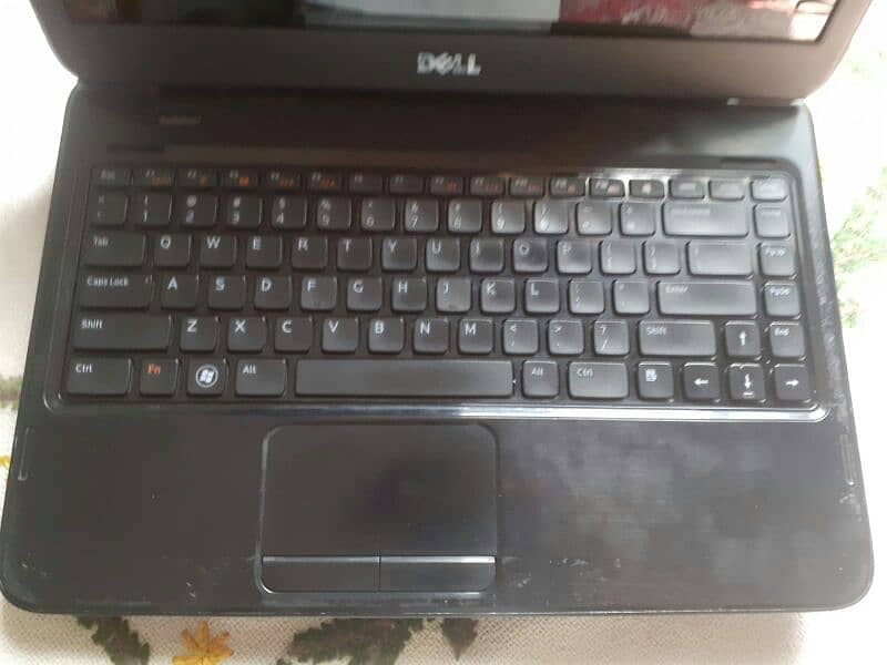 Dell /Dell Inspiron/ Laptop/ Dell n4050 2