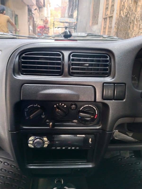 Suzuki Alto 2012 8